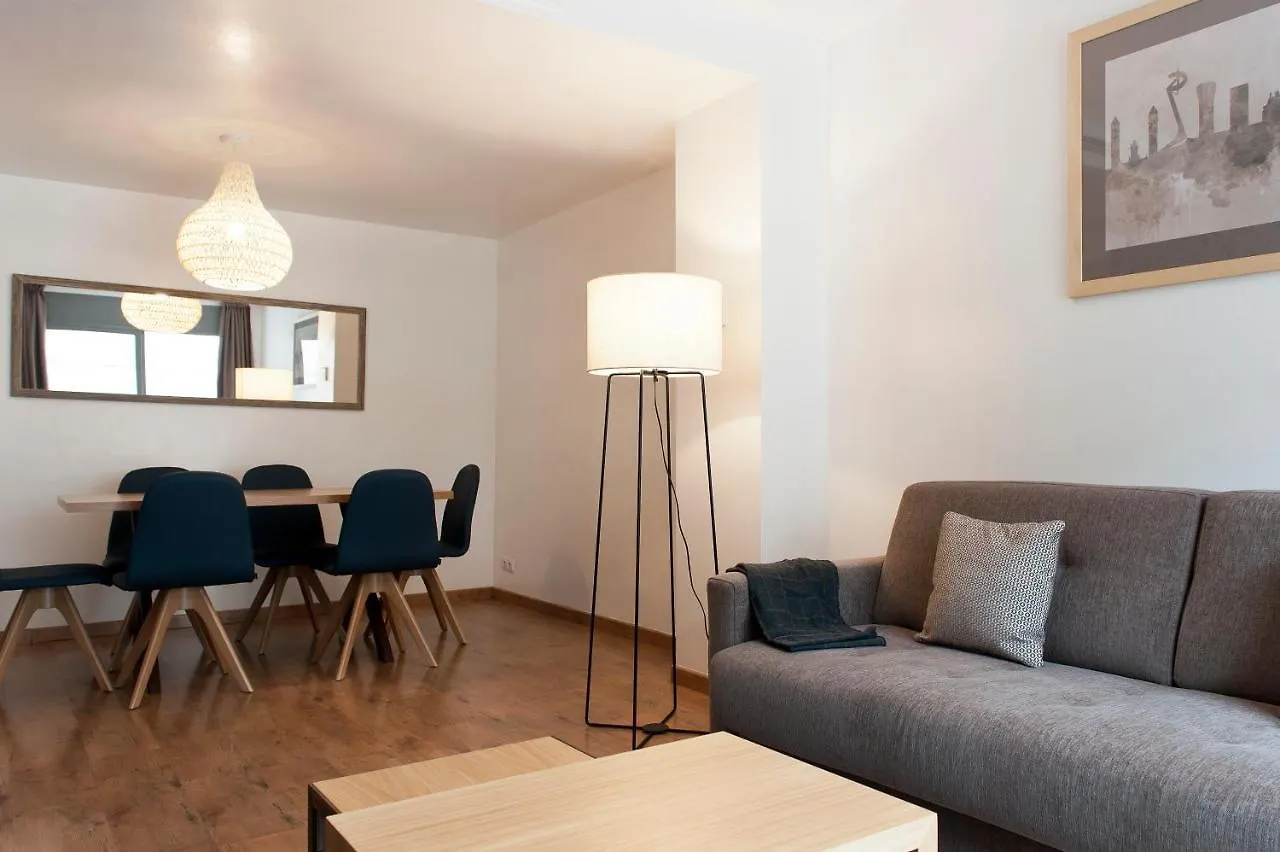 Ab Sagrada Familia Premium Daire Barselona
