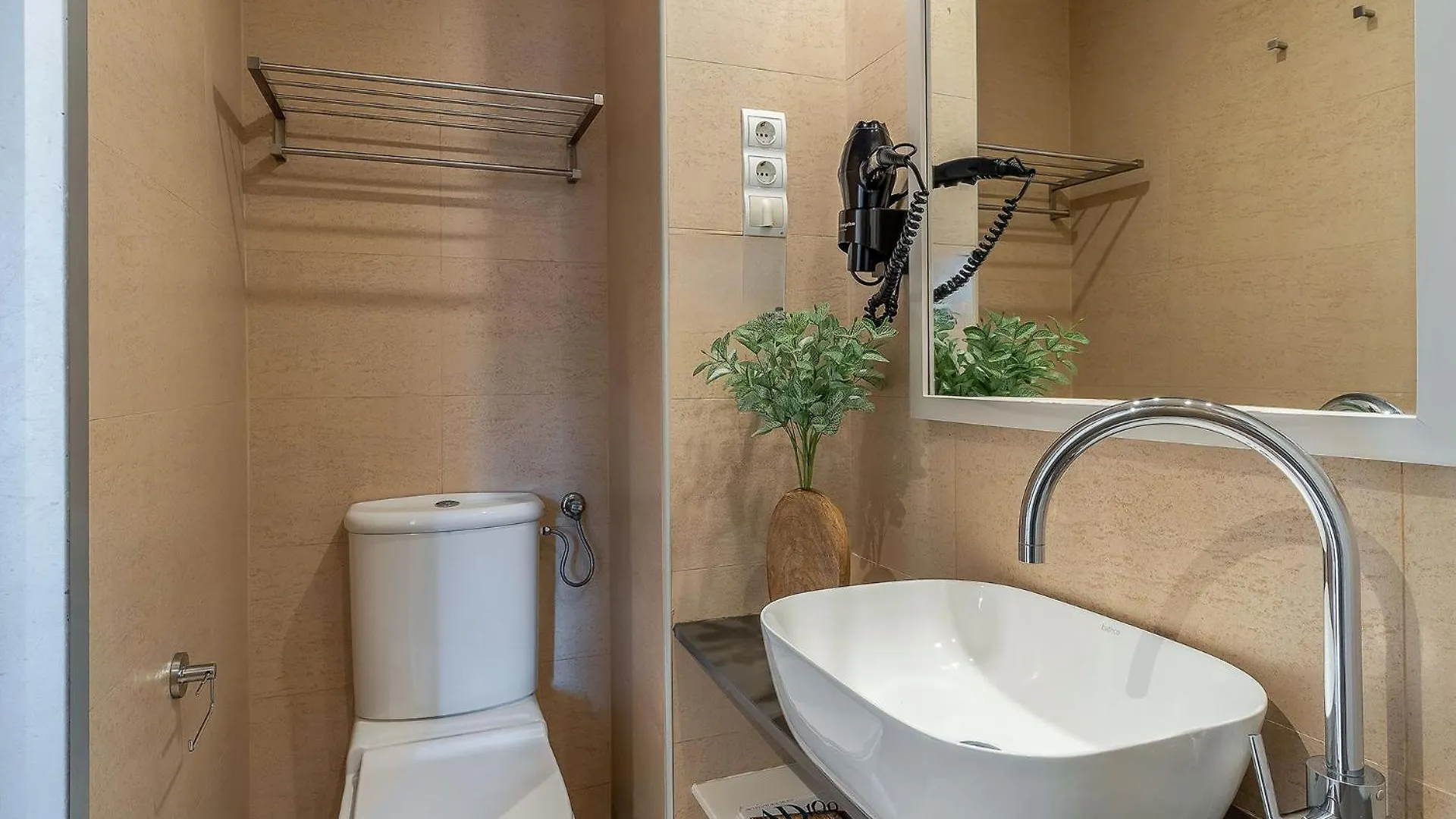 Ab Sagrada Familia Premium Apartment Barcelona 0*,  Spain